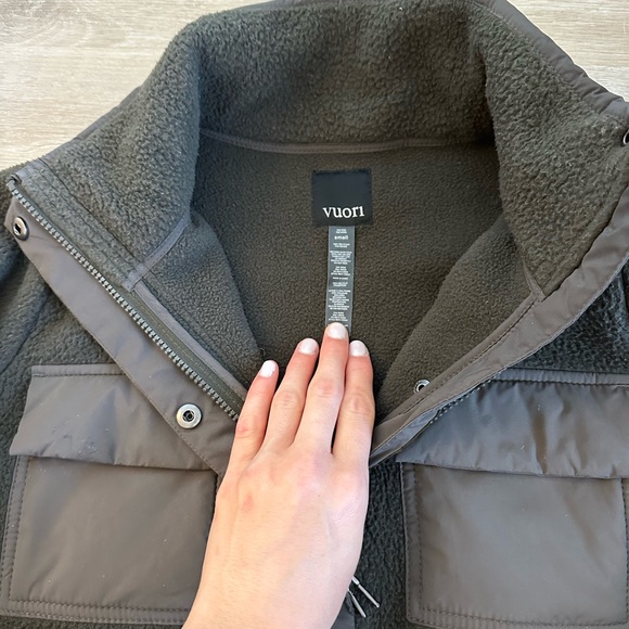 Vuori Utility Sherpa Jacket - Picture 2 of 4